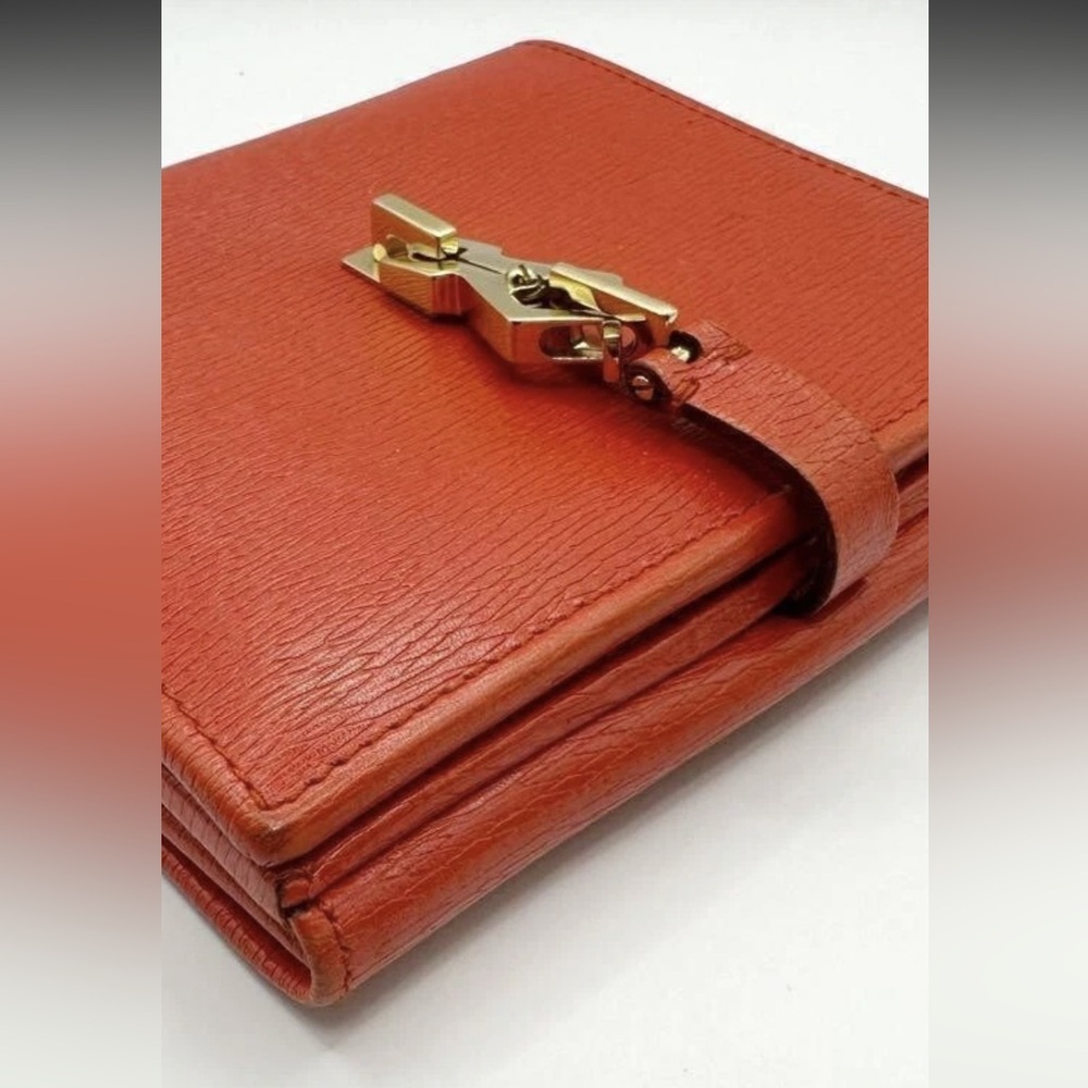 Gucci Jackie Orange Textured Leather Bifold Wallet with Gold Clasp - Picture 5 of 12